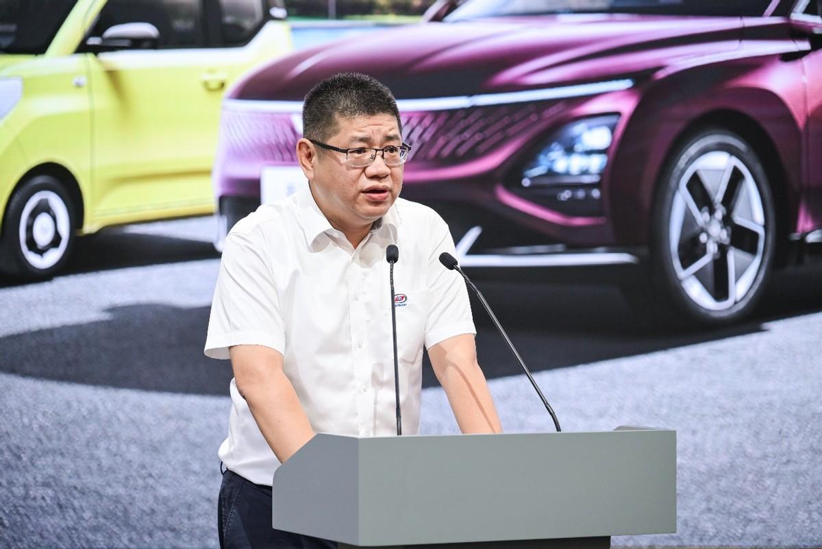 上汽通用五菱新能源汽车第200万辆下线,又一新的里程碑达成! - 第2张 - 皮皮推 上汽通用五菱新能源汽车第200万辆下线,又一新的里程碑达成! - 第2张